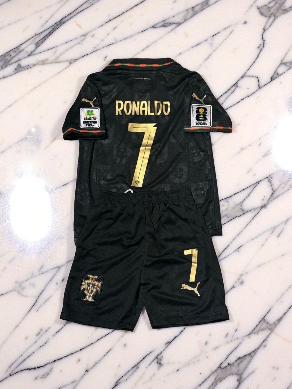 Ronaldo Portugal Pantera Negra 2026 Kids Kit #7 Jersey & Shorts